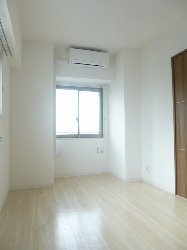 ヴィルヌーブエスケーエイチ その他8