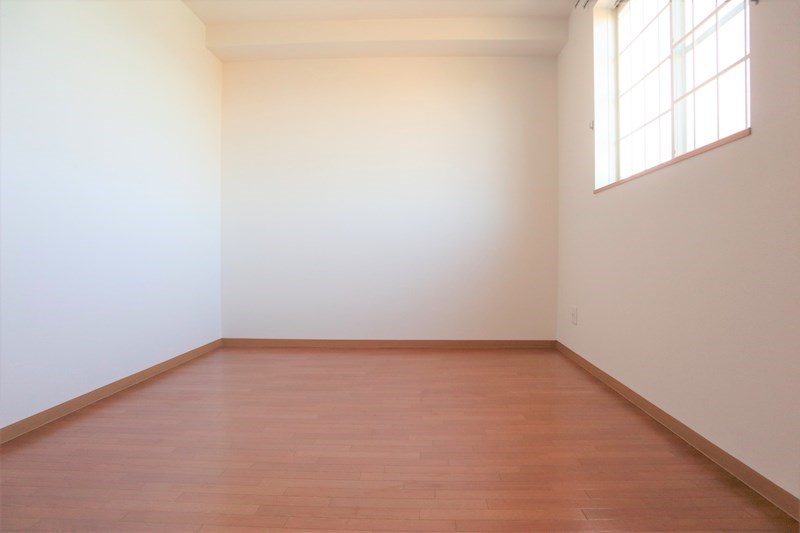 ｻﾝｼｬｲﾝ中筋 ベッドルーム