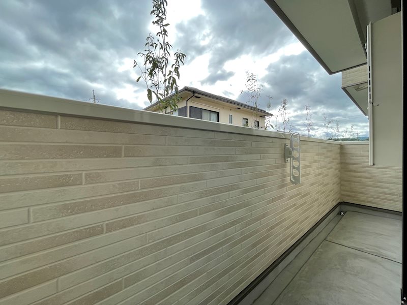 サウスリッシュ岩倉 ベランダ