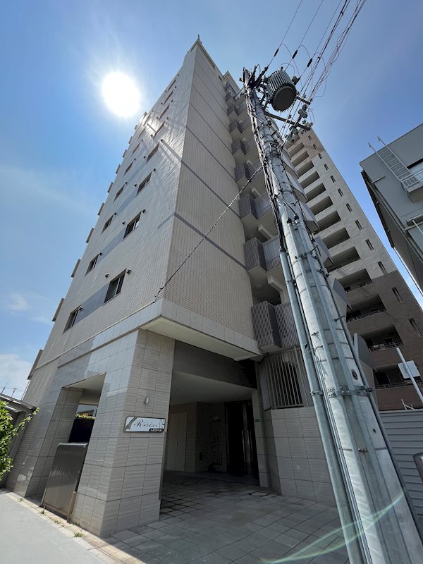 鉄筋コンクリート造、10階建18戸