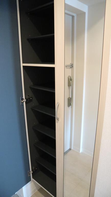 モンテジョア 玄関