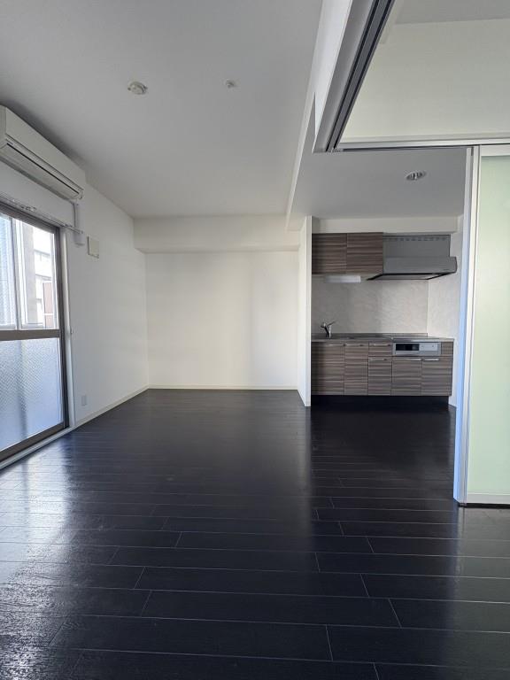 T.Y天六 リビング