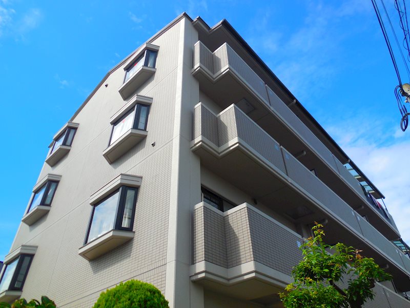 ミレニアム 外観写真