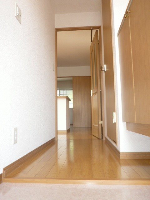 エスト・アヴォアール 玄関