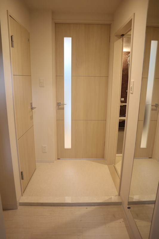 グレースリバー中之島 玄関