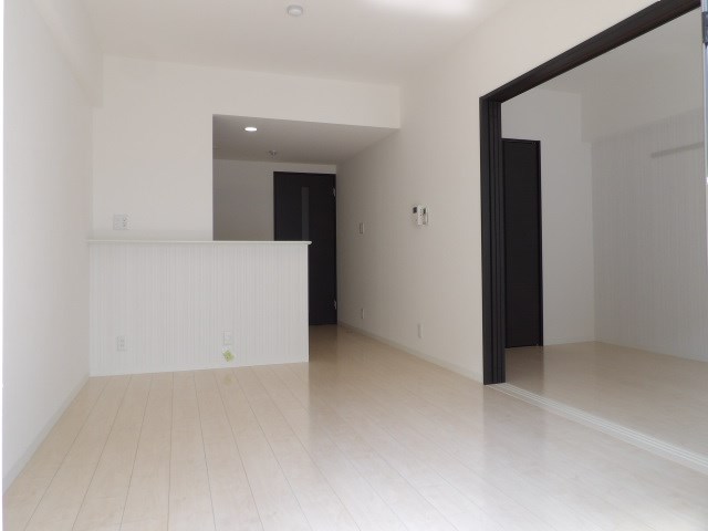 グランドシャトー花畑T・S リビング