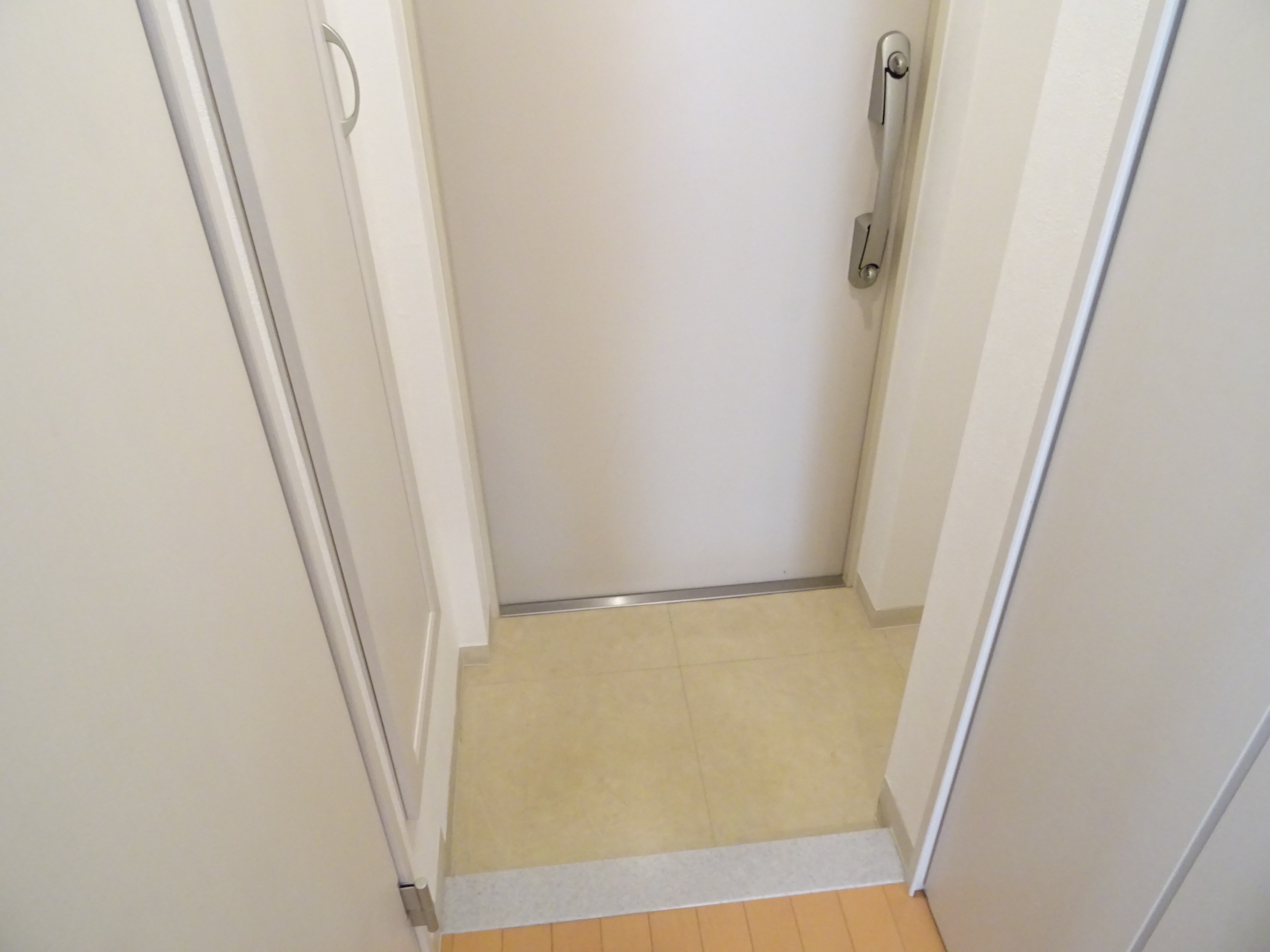 エポックハイム 玄関