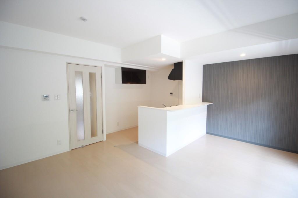 ブルースカイ リビング