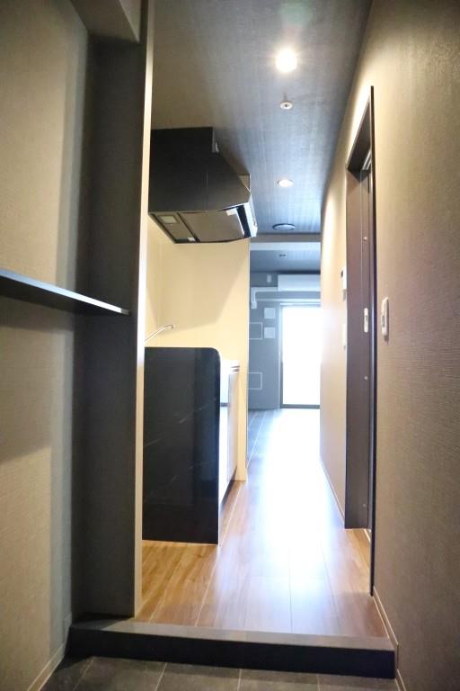 エヌレジデンス新今宮 玄関