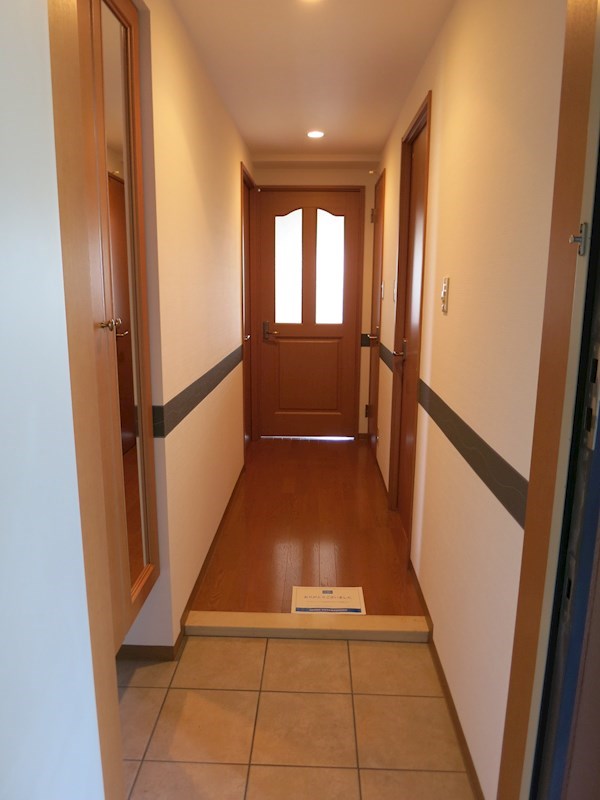 シャルマン・コート 玄関