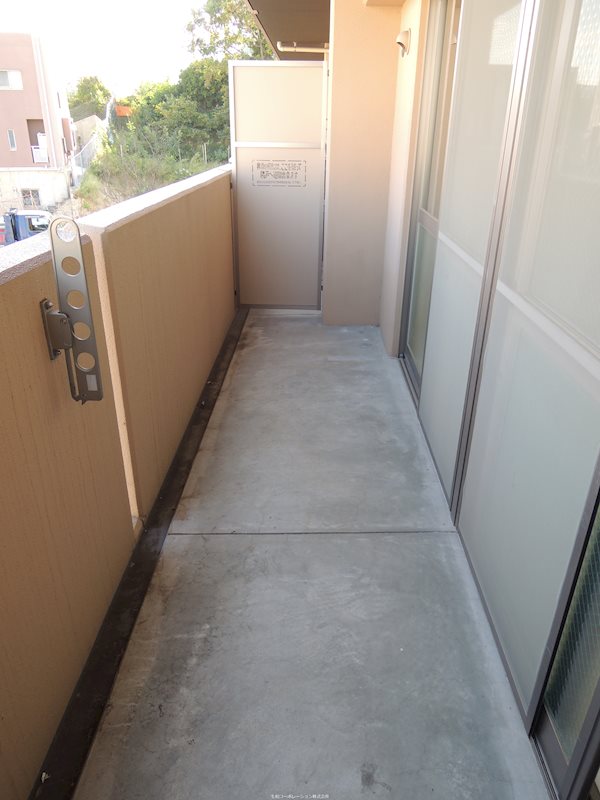 エヴァン千里山 ベランダ