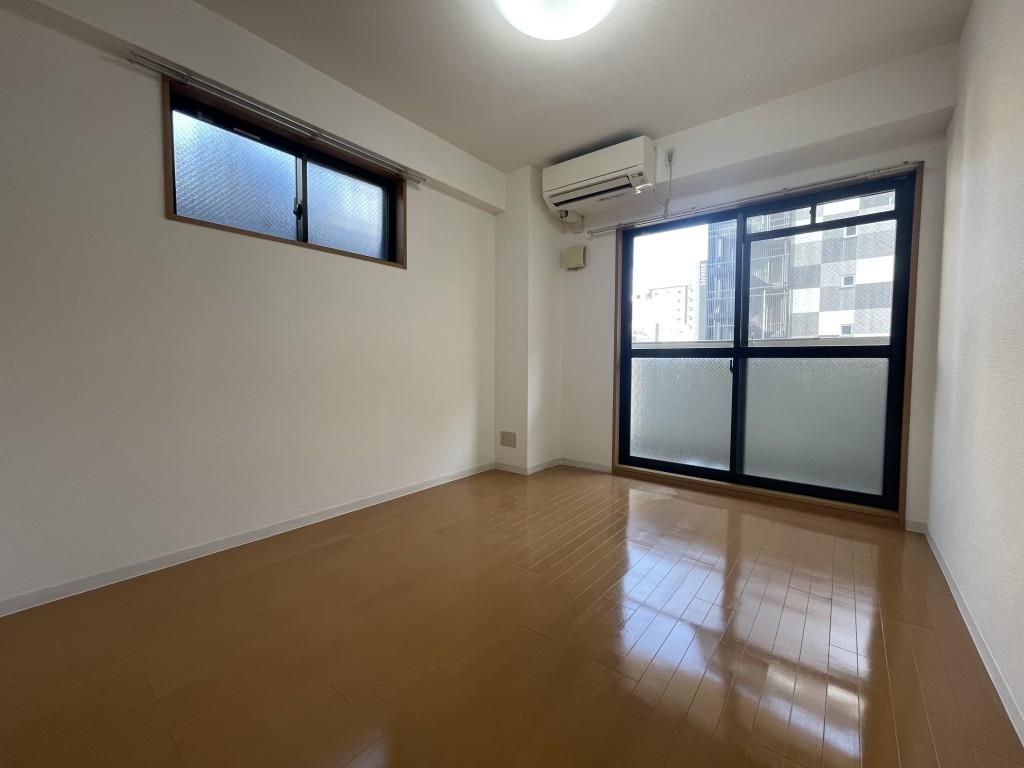 ブリリアントコート心斎橋イースト リビング