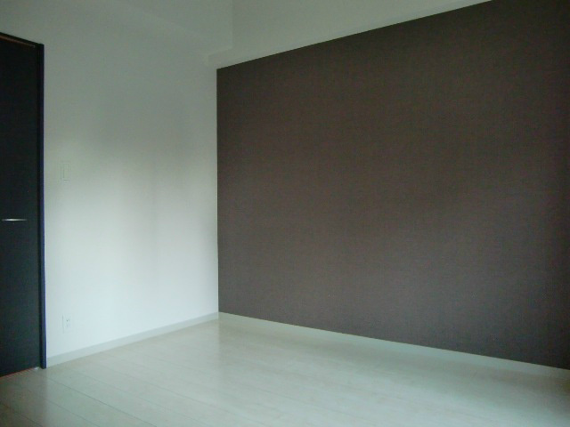 メゾンクラウン大手山 ベッドルーム