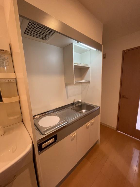 ブリリアントコート心斎橋イースト キッチン