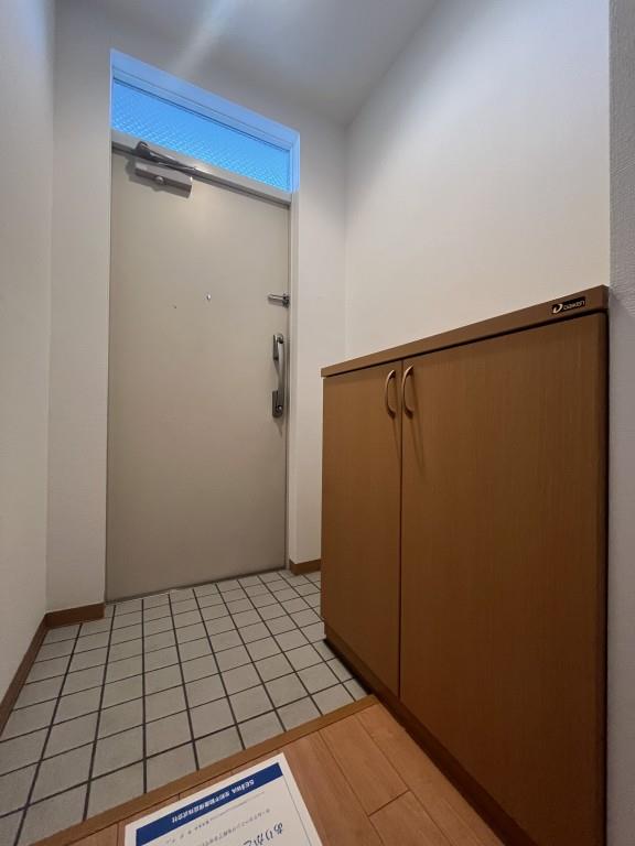 メゾン・ド・ソレイユ 玄関