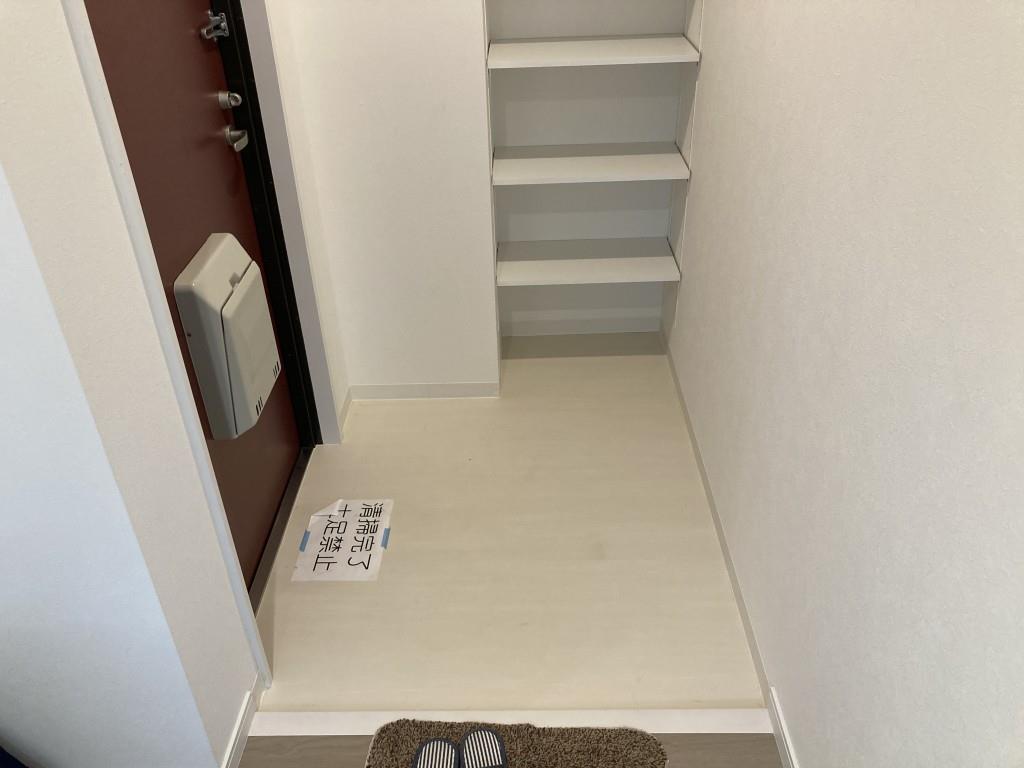 ヒューマン・レア京橋 玄関