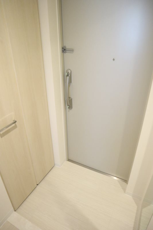 ルアナ北梅田 玄関