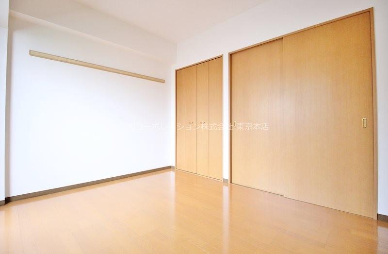 プラム・ガーデン リビング