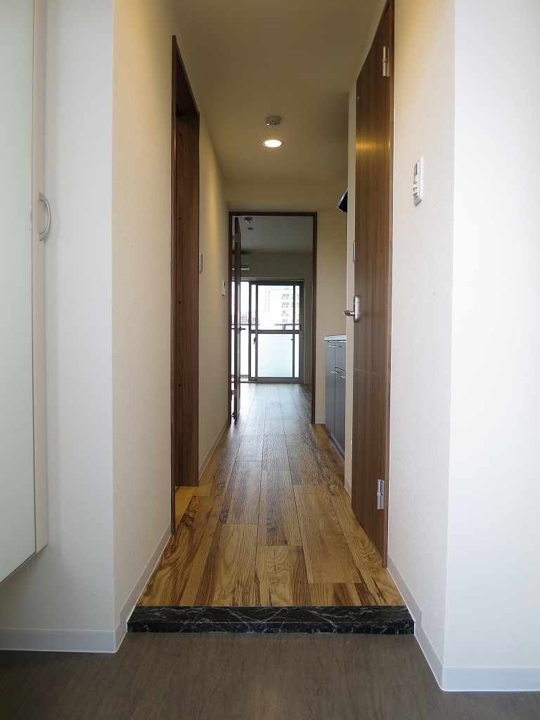 コンフォート弁天 玄関