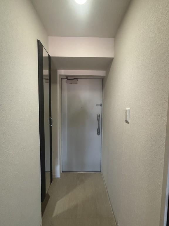 トレヴィ高岳 玄関