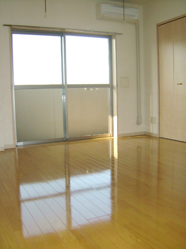 エムズレジデンス ベッドルーム