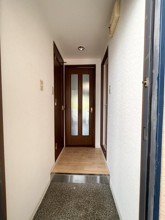 エリアント豊川 玄関