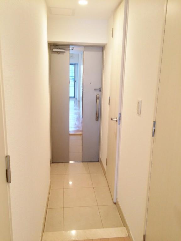 セイワパレス大手前西 玄関