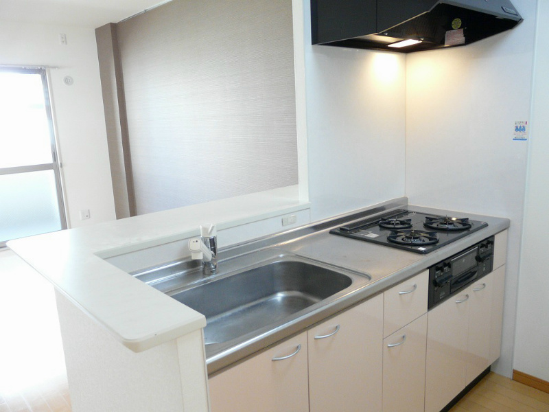 TOMODOAL 北梅田 キッチン