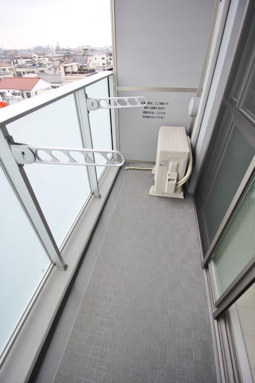 Toile blanche ベランダ