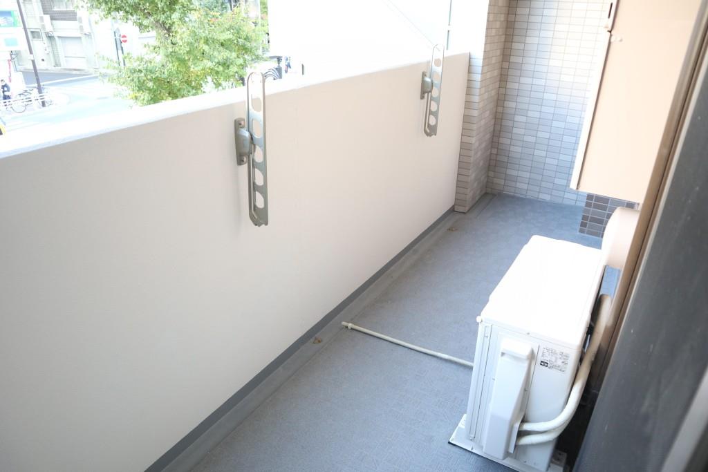 片岡ビル ベランダ