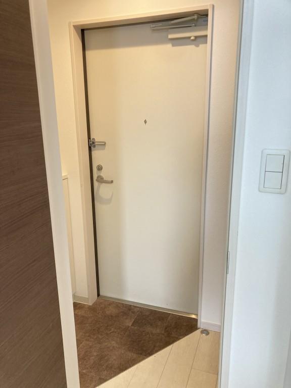 ネオシオン 玄関