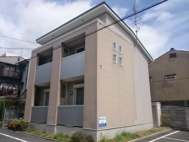 総戸数4戸、全戸角住戸です。