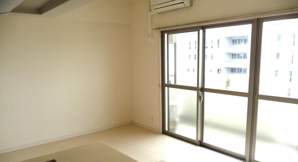 エグゼクティブ フィーリア リビング