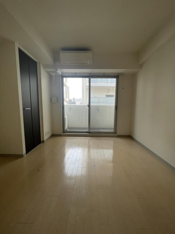 ロイヤルレジデンス北梅田 ベッドルーム