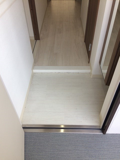 フェリーチェ ヴィータ 玄関