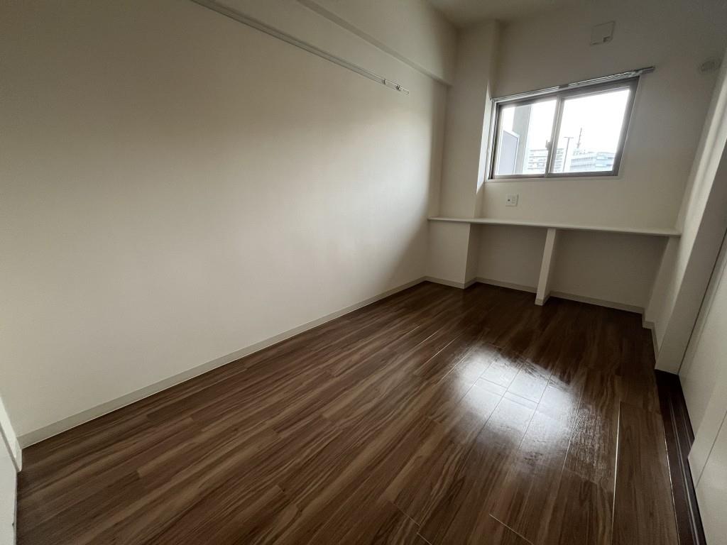 グランディール名古屋 玄関