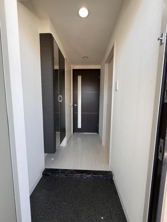 ハーヴェスト江坂 玄関