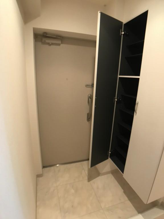 ケイウッドハウス 玄関