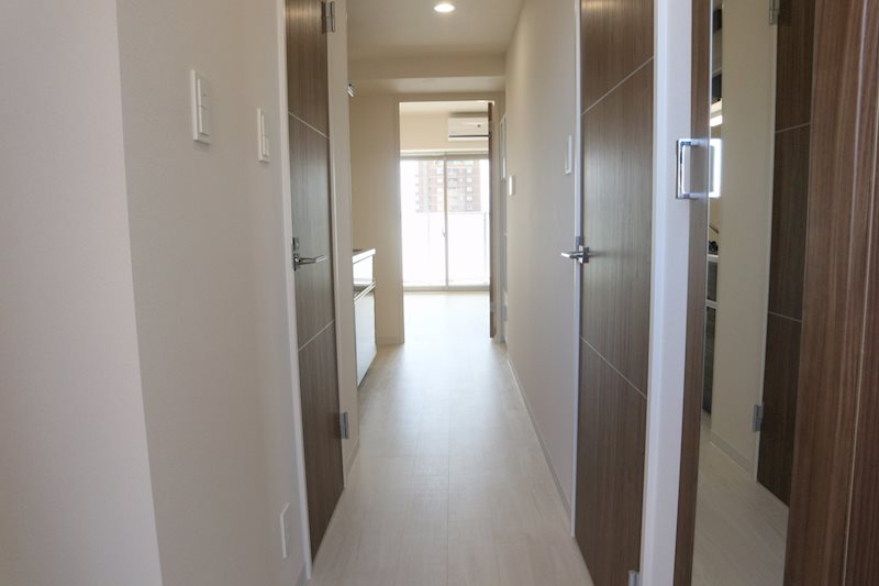 メイプル岩塚本通 玄関