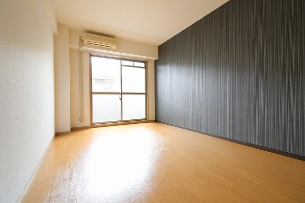 FOUR SEASONS リビング