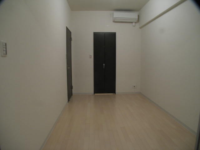 レジデンスヒルズ ベッドルーム