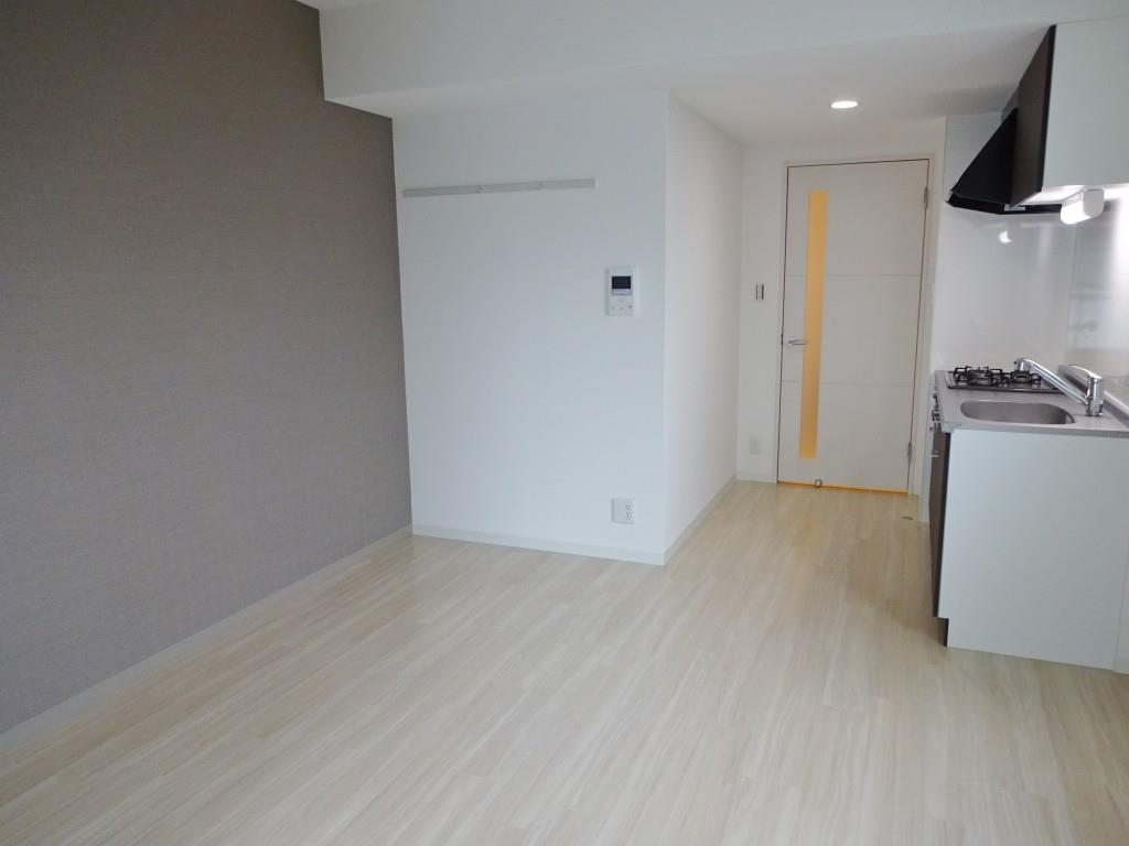 グランブルー高槻 リビング