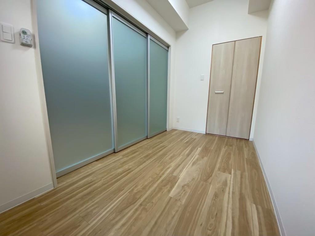 ラヴィベール江坂 ベッドルーム