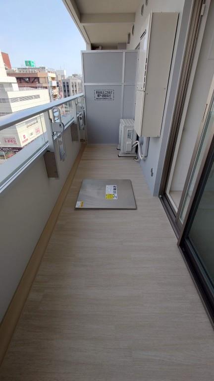 ラヴィベール江坂 ベランダ