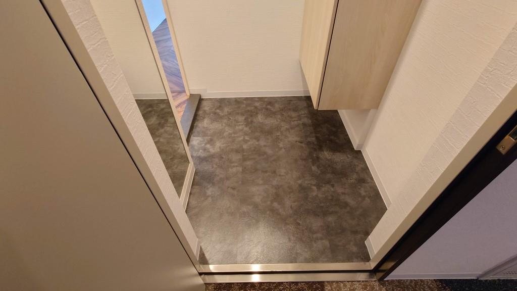 CEREJEIRA江坂(セレジェイラ エサカ) 玄関