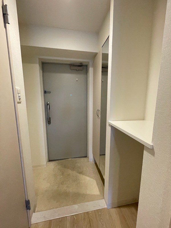 グランプラス京橋 玄関