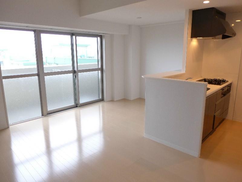 ボン ソレイユ リビング