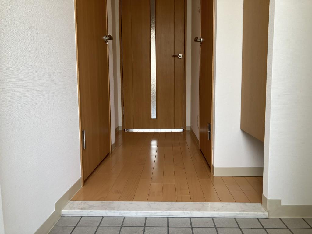 ツルトスコ南落合 玄関