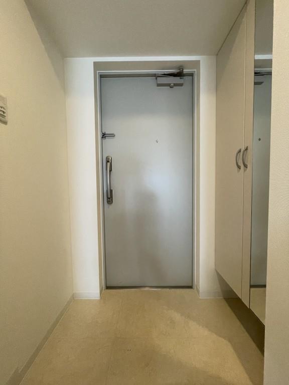 ラルシェパルク新大阪 玄関