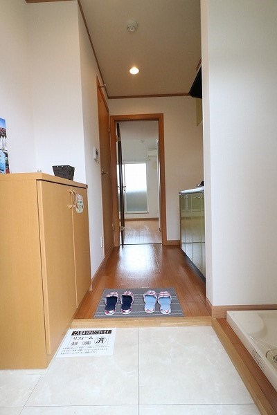 エコール衣笠 玄関